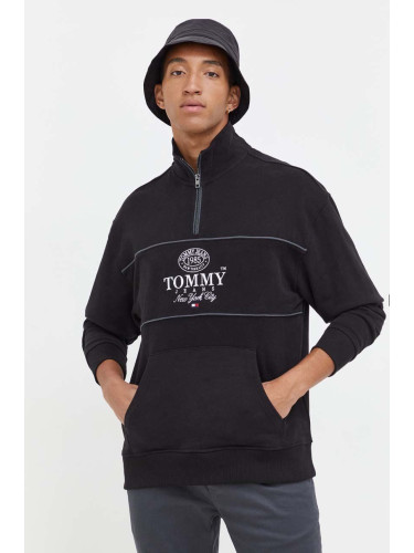 Памучен суичър Tommy Jeans в черно с апликация