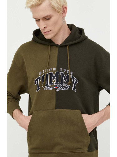 Памучен суичър Tommy Jeans в зелено с качулка с апликация