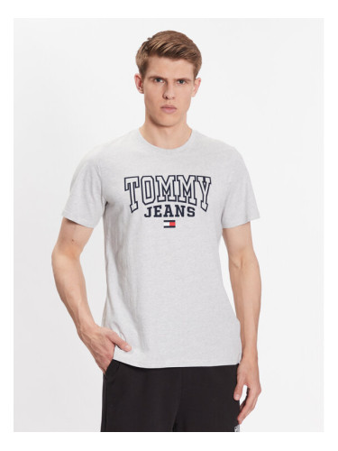 Tommy Jeans Тишърт Entry Graphic DM0DM16831 Сив Regular Fit