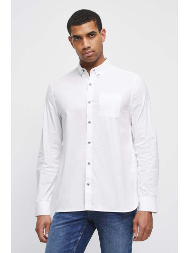 Памучна риза Medicine мъжка в бяло със стандартна кройка с яка с копче
