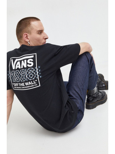 Памучна тениска Vans в черно с принт