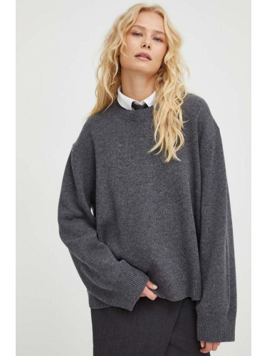 Вълнен пуловер Herskind дамски в сиво