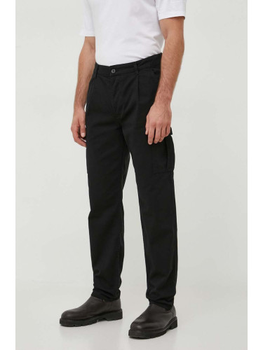 Памучен панталон United Colors of Benetton в черно с кройка тип карго