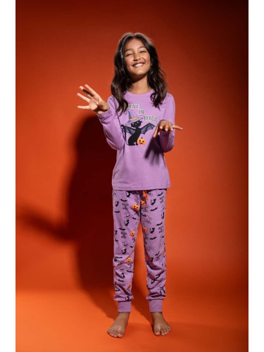 Детска памучна пижама Coccodrillo в лилаво с десен