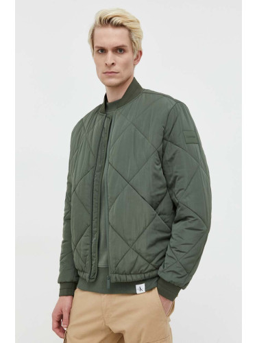 Яке бомбър Calvin Klein в зелено преходен модел