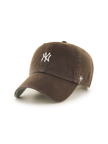 Памучна шапка с козирка 47 brand MLB New York Yankees в кафяво с апликация B-BSRNR17GWS-BW