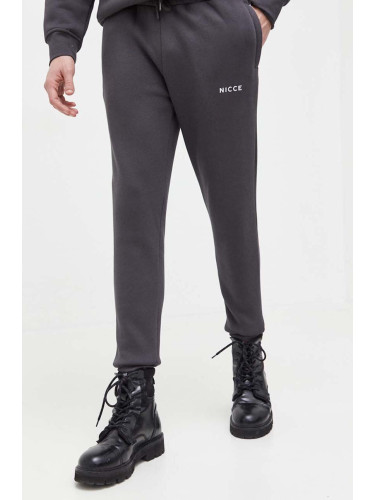 Спортен панталон Nicce в сиво с изчистен дизайн