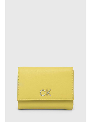 Портмоне Calvin Klein дамски в жълто K60K608994