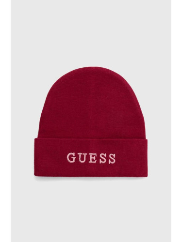 Шапка Guess в червено