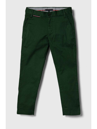 Детски панталон Tommy Hilfiger в зелено с изчистен дизайн