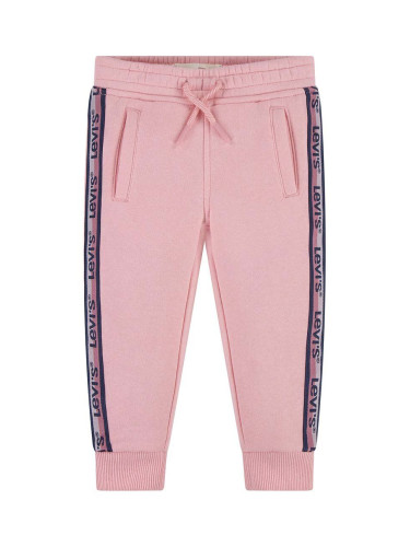 Бебешки спортен панталон Levi's в розово с апликация