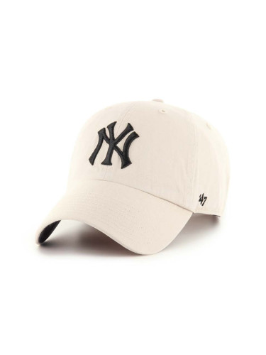Шапка с козирка 47brand MLB New York Yankees в бежово с апликация