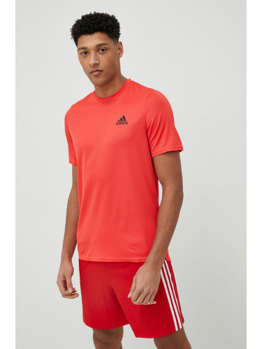Тениска за трениране adidas Performance Designed for Movement в червено с изчистен дизайн