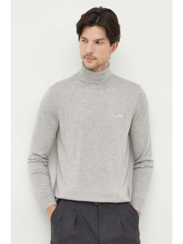 Пуловер с коприна Guess в сиво от лека материя с поло