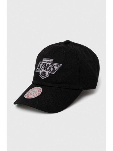 Памучна шапка с козирка Mitchell&Ness Los Angeles Kings в черно с апликация