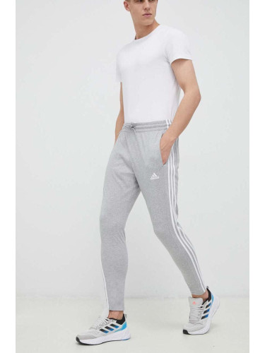 Панталон за трениране adidas Essentials в сив меланж IC0046