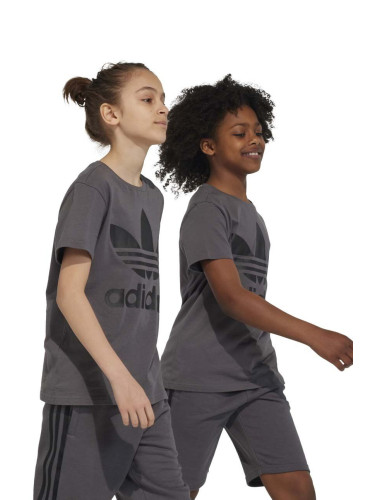 Детска памучна тениска adidas Originals TREFOIL в сиво с десен