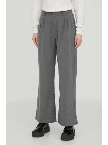 Панталон Hollister Co. в сиво с широка каройка, с висока талия