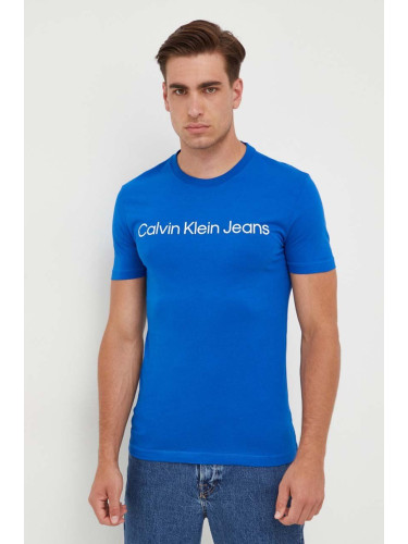 Памучна тениска Calvin Klein Jeans в синьо с принт J30J322344