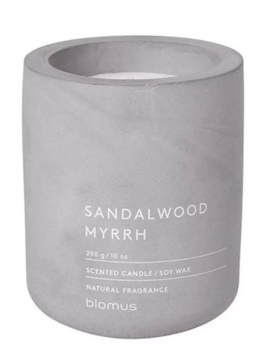 Ароматна свещ BLOMUS FRAGA с аромат Sandalwood Myrrh - Ø9 х 11 см - цвят светлосив