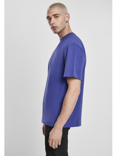 T-shirt in blue purple color