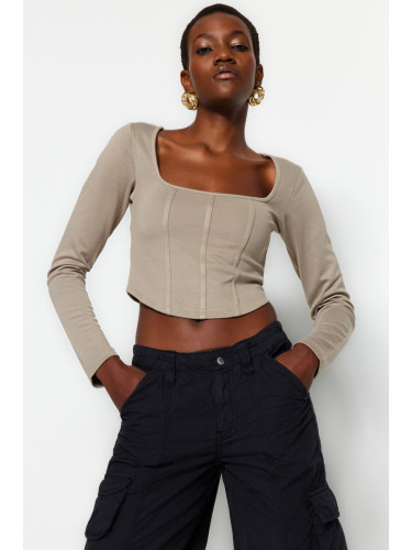 Trendyol Stone Piping Detail Square Neck Fitted/Situated Crop Interlock Knitted Blouse