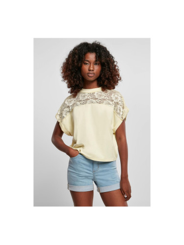 Women's short oversized lace t-shirt in soft yellow color