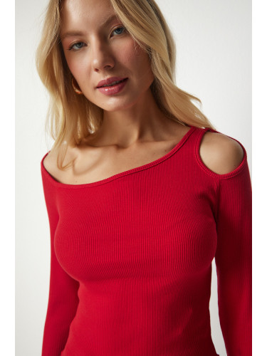 Happiness İstanbul Women's Red Cut Out Detailed Knitted Blouse