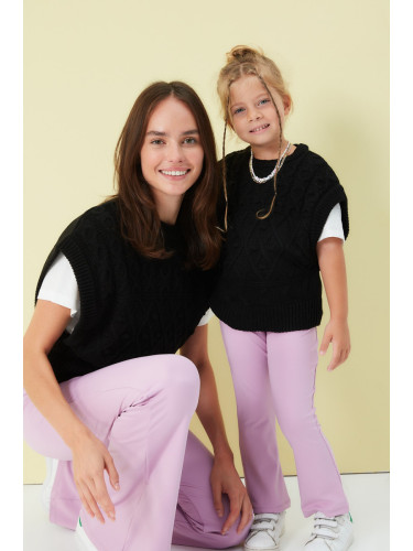 Дамски пуловер Trendyol Detailed