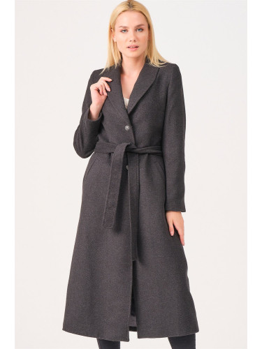 Дамско палто. dewberry