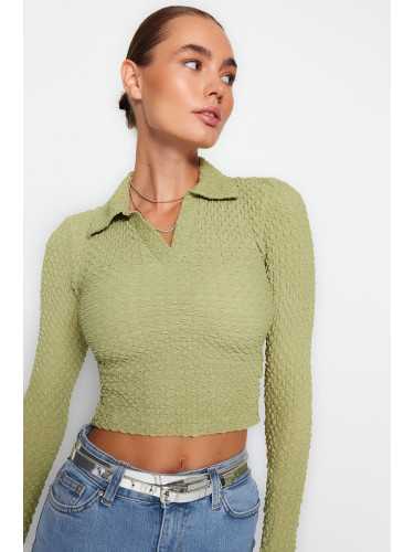 Trendyol Green Premium Textured Fabric Polo Neck Fitted Crop Knitted Blouse