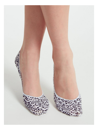 White socks Yups ax4141b. R01