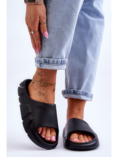 Дамски чехли. BIG STAR SHOES