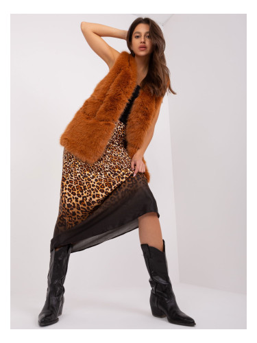 Light brown fur vest with pockets