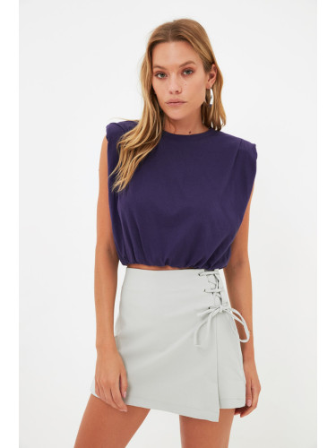 Дамски къси панталони. Trendyol Detailed