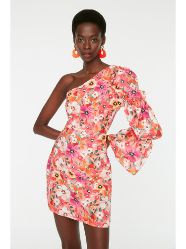Дамска рокля Trendyol Floral Patterned