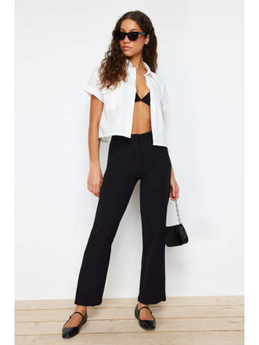 Дамски панталон Trendyol Flat Cut