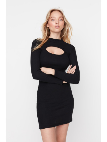 Дамска рокля Trendyol Knitted