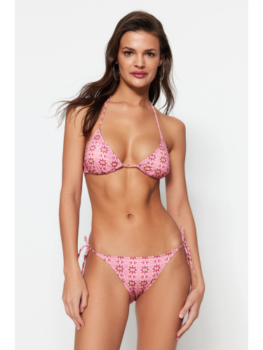 Trendyol геометрични шарени вратовръзка нагоре нормален крак бикини дъното