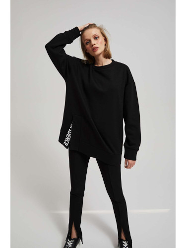 Oversize sweatshirt with a slogan