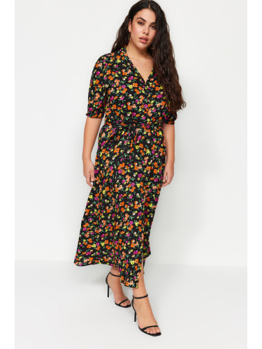 Дамска рокля Trendyol Basic