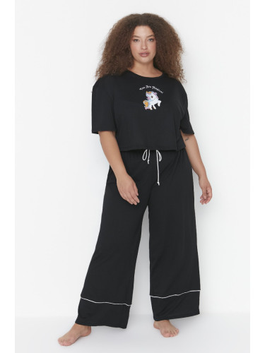 Trendyol Curve Black Printed Wide Leg Crop Boy Knitted Pajama Set