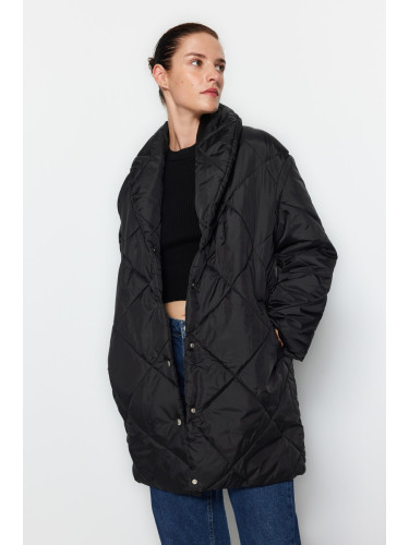 Дамско яке Trendyol Oversize