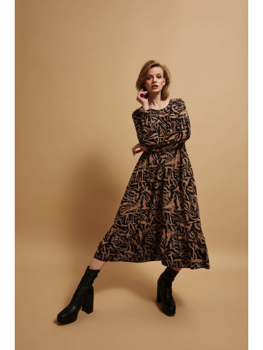 Patterned midi dresses