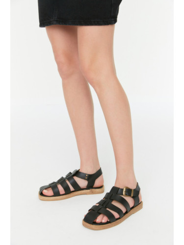 Trendyol Sandals - Schwarz - Flat