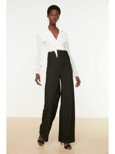 Дамски панталон Trendyol Detailed