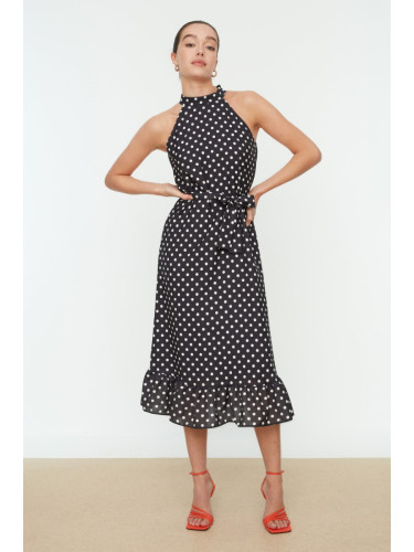 Дамска рокля Trendyol Belted