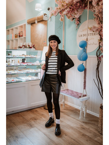 Дамски къси панталони Trendyol Bermuda