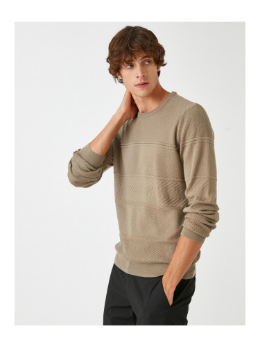 Koton Basic Knitwear Sweater Crew Neck