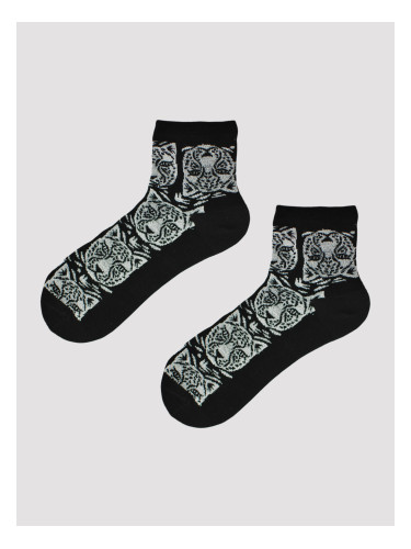 NOVITI Woman's Socks SB025-W-02
